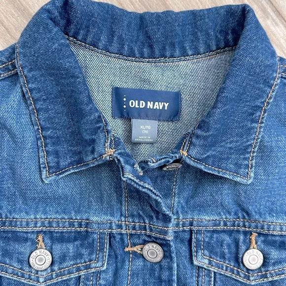 denim vest - Picture 3 of 6